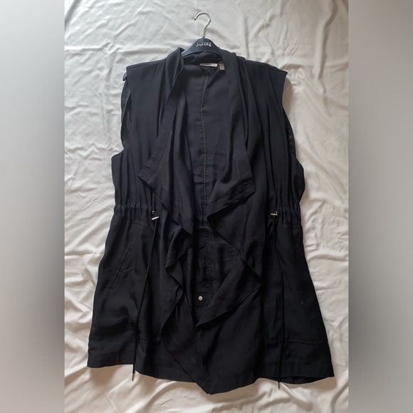 Black Top - Picture 1 of 4